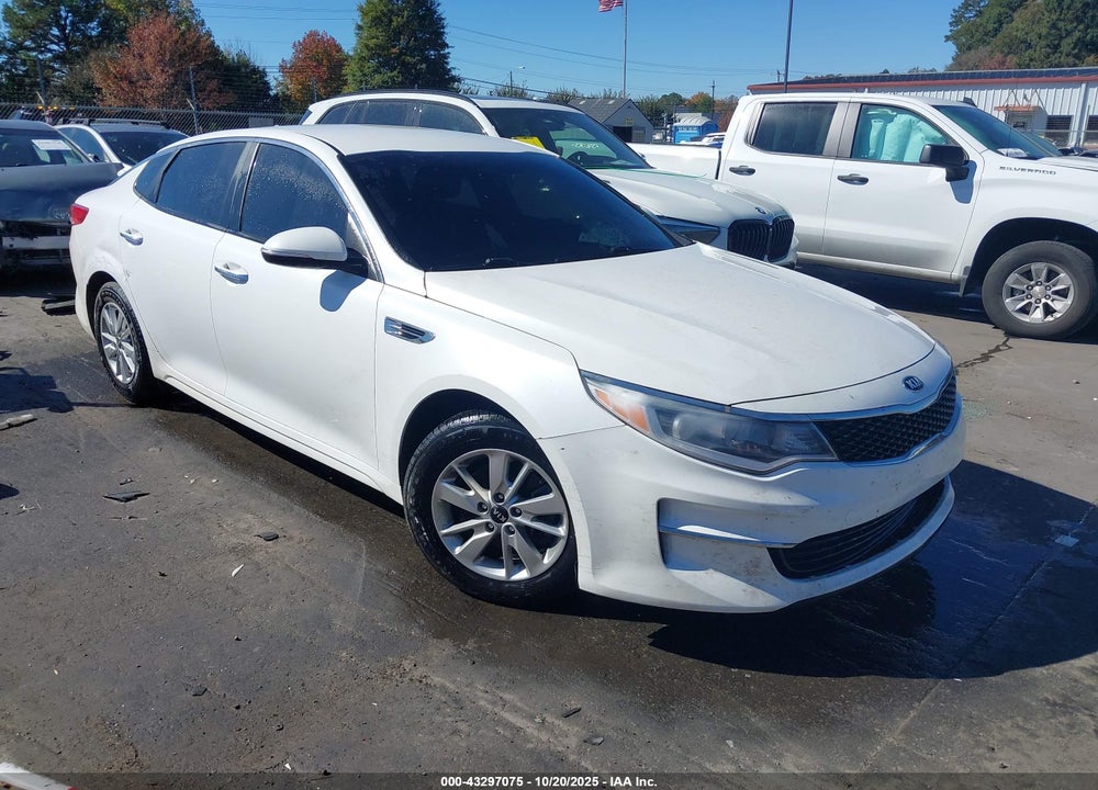 2018 KIA OPTIMA LX VIN: KNAGT4L38J5216604