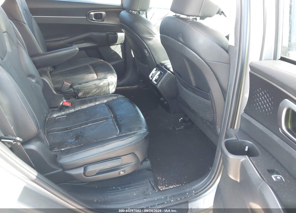2023 KIA SORENTO HYBRID EX VIN: KNDRH4LG1P5198374