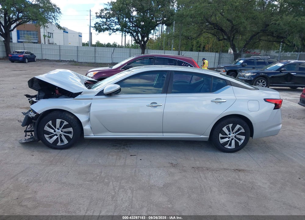 2022 NISSAN ALTIMA S FWD VIN: 1N4BL4BVXNN310124