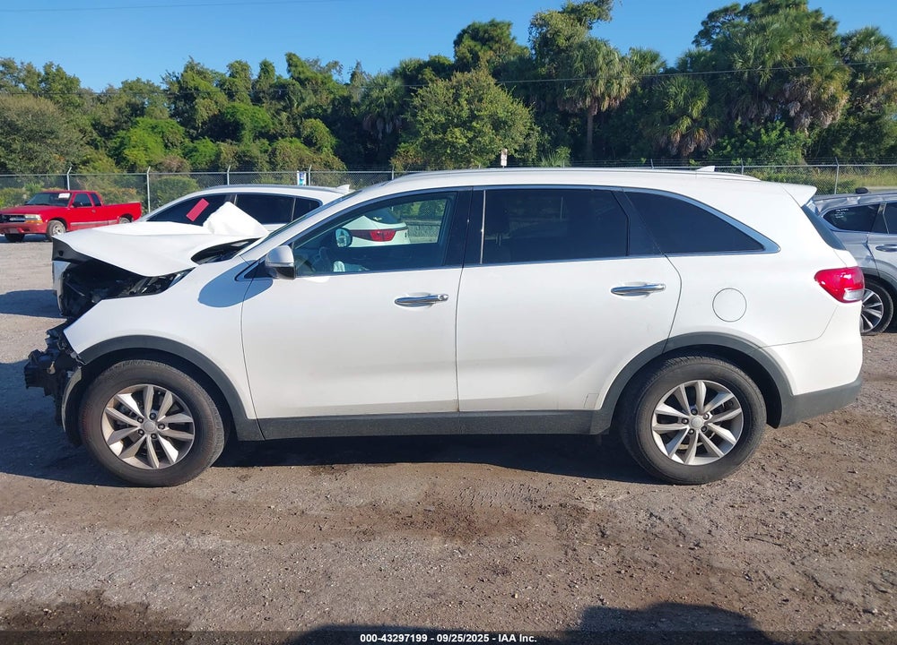 2016 KIA SORENTO VIN: 5XYPG4A35GG173544