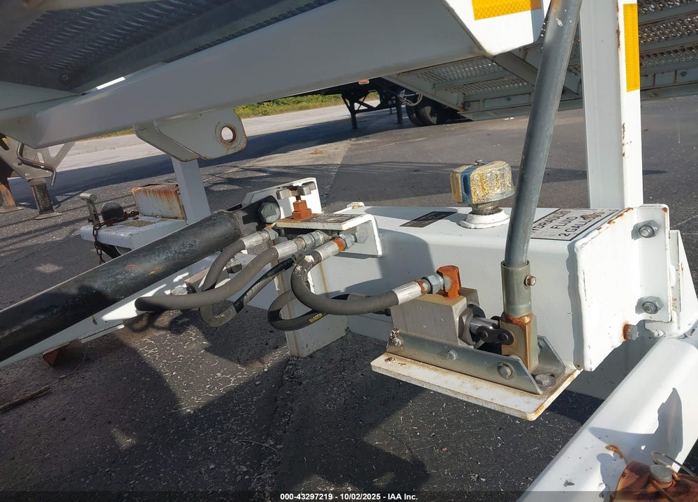 2011 EQUIPMENT STEEL GSE A203473D VIN: 00000000000026012