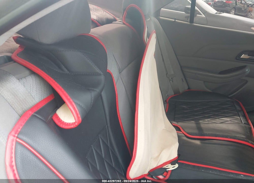 2013 CHEVROLET MALIBU VIN: 1G11B5SA1DF327018