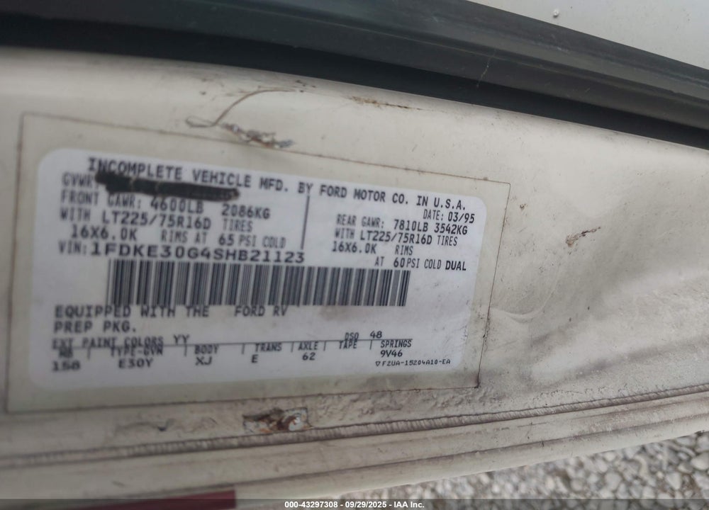 1995 FORD ECONOLINE E350 CUTAWAY VAN VIN: 1FDKE30G4SHB21123