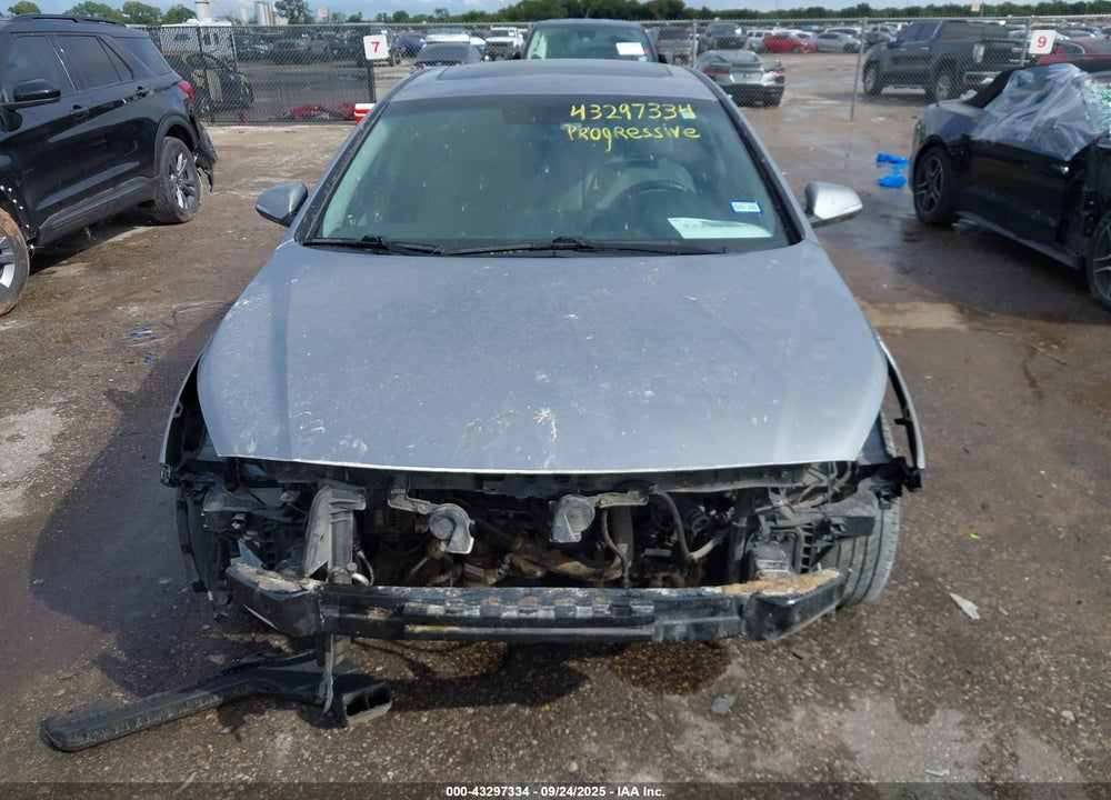 2016 HYUNDAI SONATA VIN: 5NPE34AF9GH372800