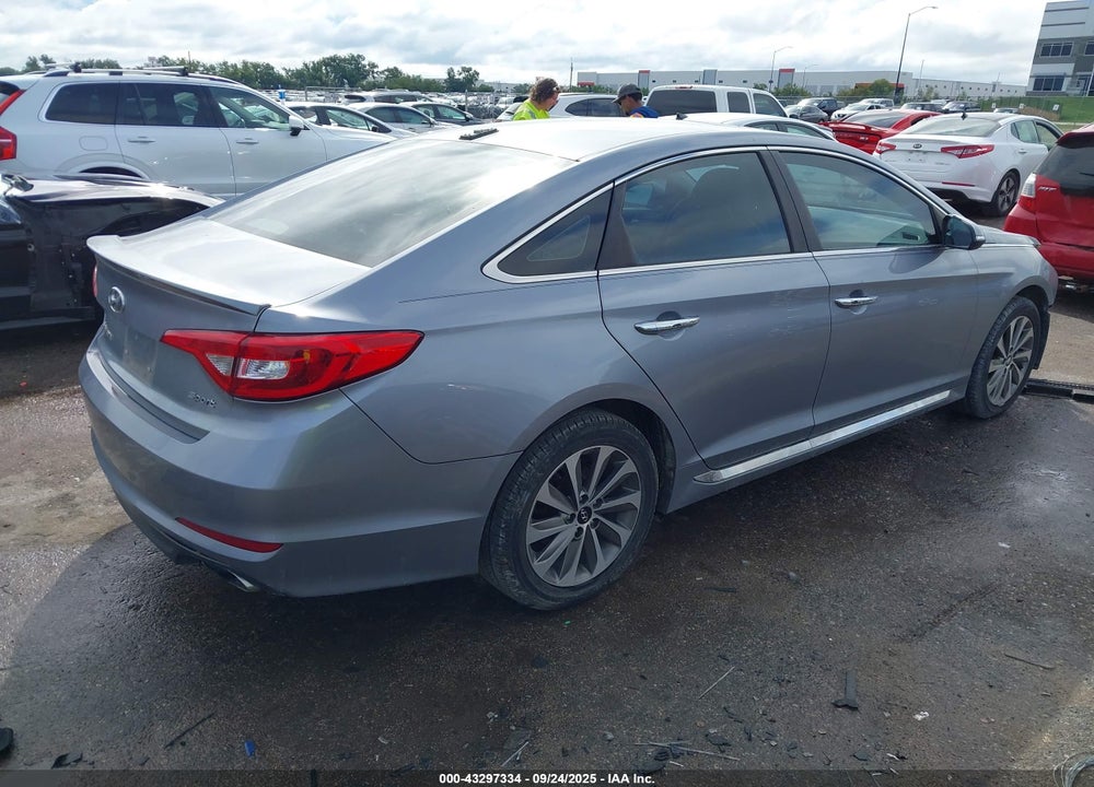 2016 HYUNDAI SONATA VIN: 5NPE34AF9GH372800