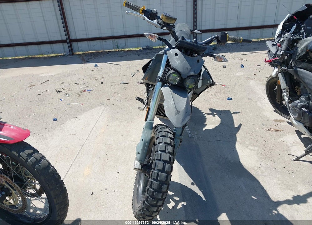 2017 ZERO MOTORCYCLES INC FXS 3.3/6.5 VIN: 538XXBZ48HCJ08055