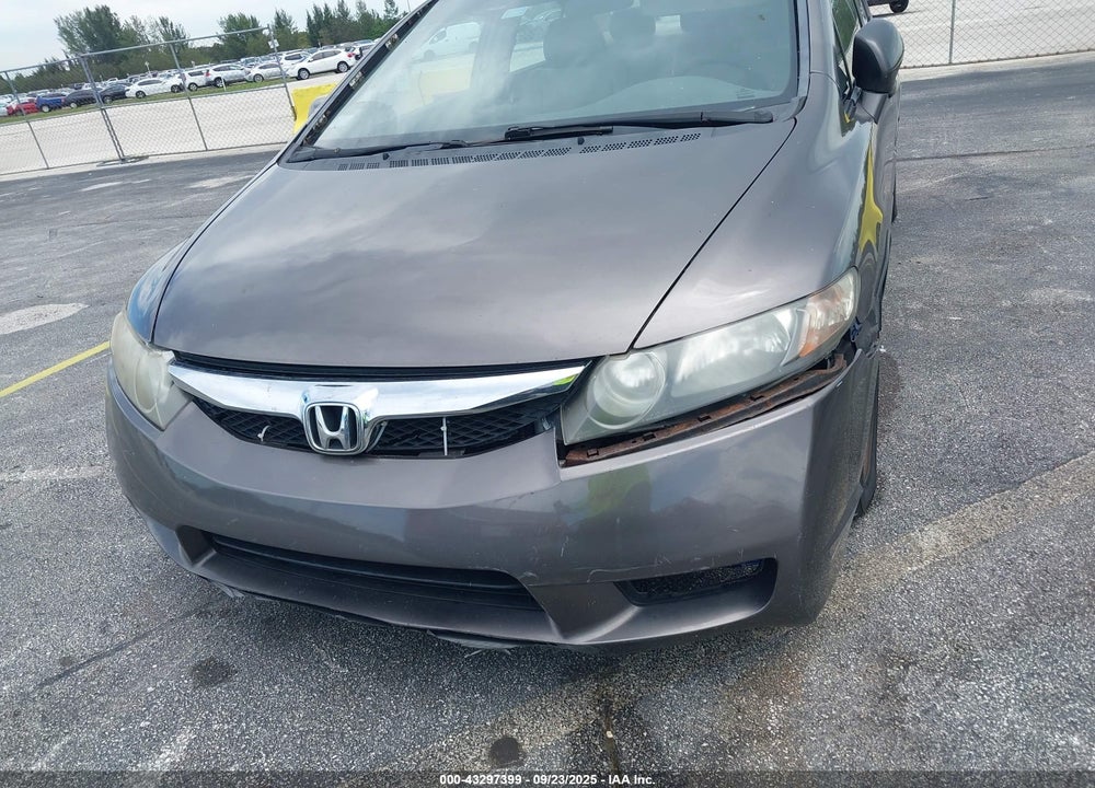 2010 HONDA CIVIC VIN: 2HGFA1F56AH572866