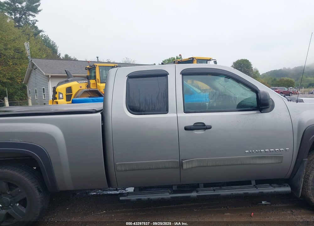2008 CHEVROLET SILVERADO 1500 VIN: 2GCEK19J581312915