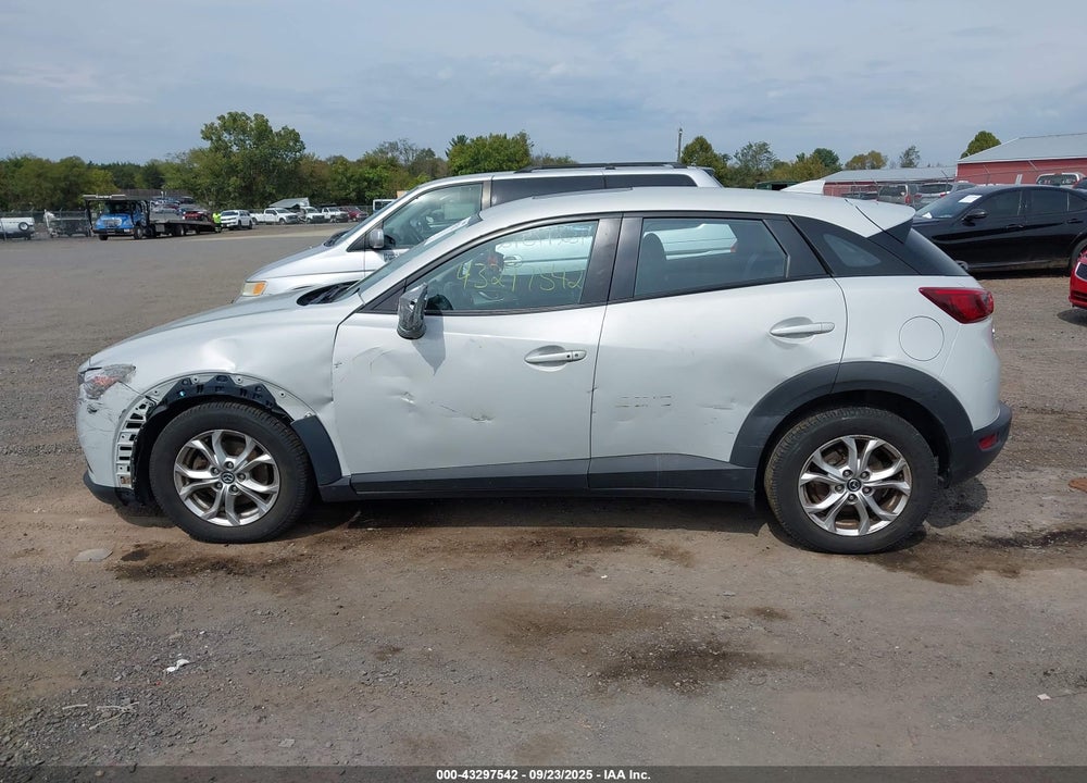 2016 MAZDA CX-3 VIN: JM1DKFC74G0130817
