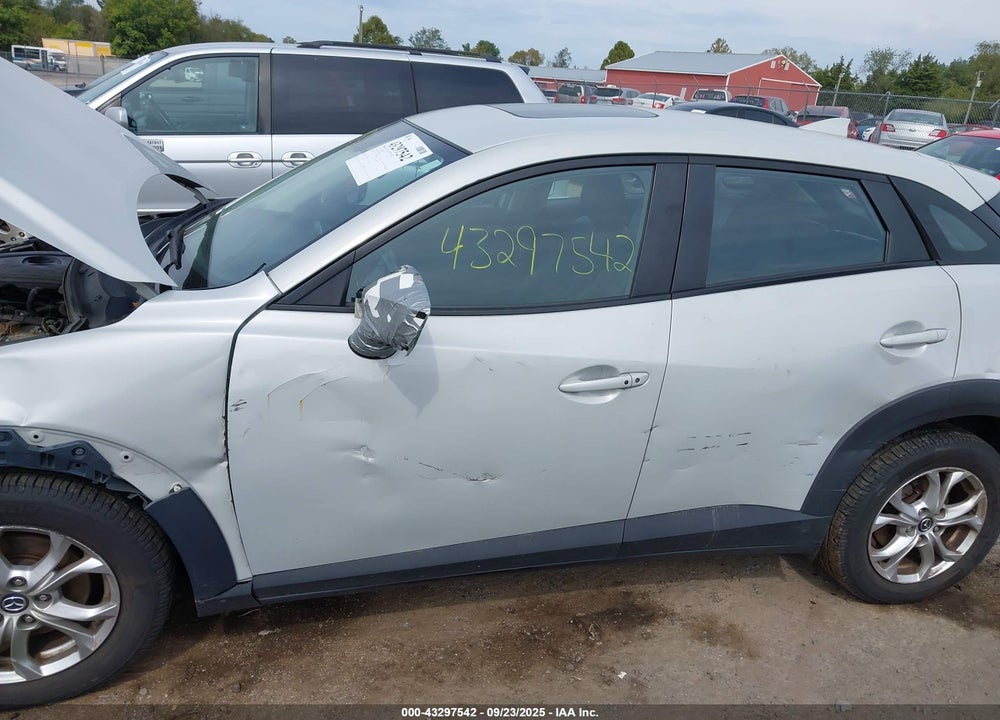 2016 MAZDA CX-3 VIN: JM1DKFC74G0130817