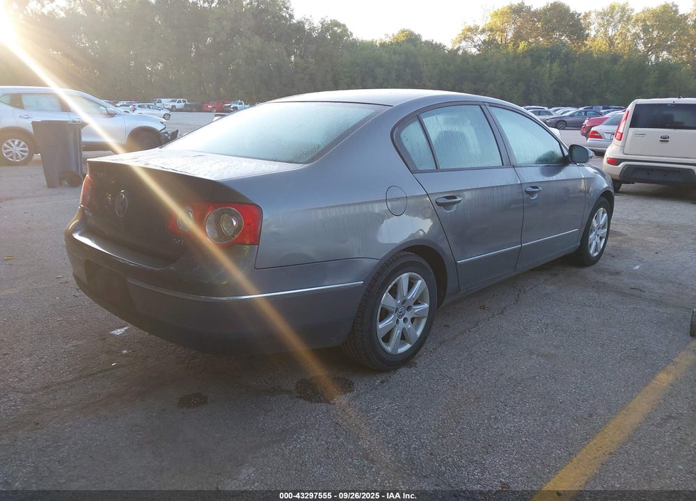 2007 VOLKSWAGEN PASSAT VIN: WVWJK73C57P067269