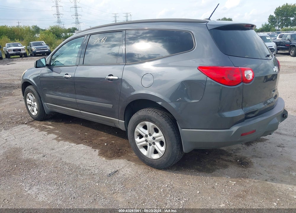 2012 CHEVROLET TRAVERSE LS VIN: 1GNKRFED8CJ404425