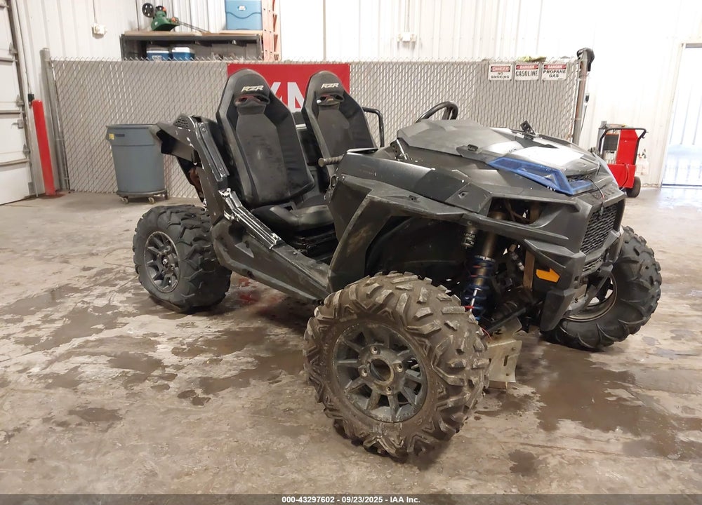 2016 POLARIS RZR S 900 VIN: 3NSVBA874GH103444
