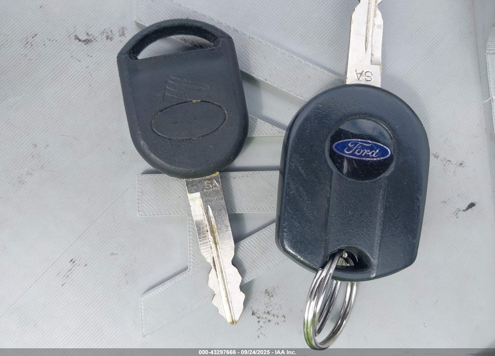 2014 FORD TAURUS SEL VIN: 1FAHP2E83EG181978
