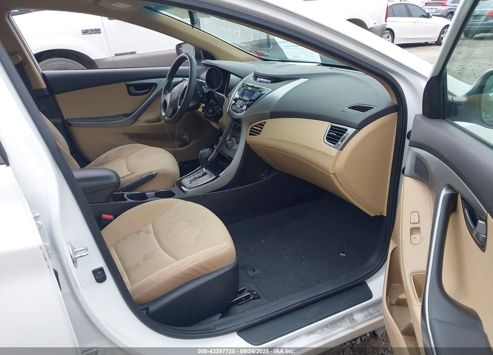 2013 HYUNDAI ELANTRA GLS VIN: 5NPDH4AE9DH373557