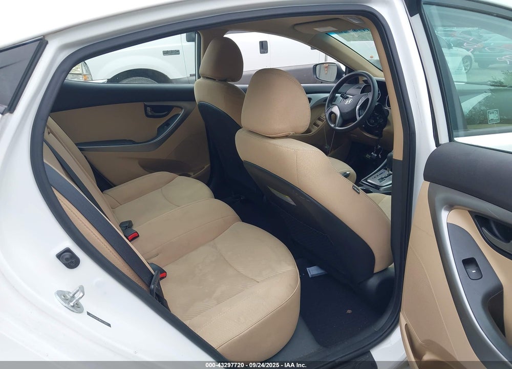 2013 HYUNDAI ELANTRA GLS VIN: 5NPDH4AE9DH373557
