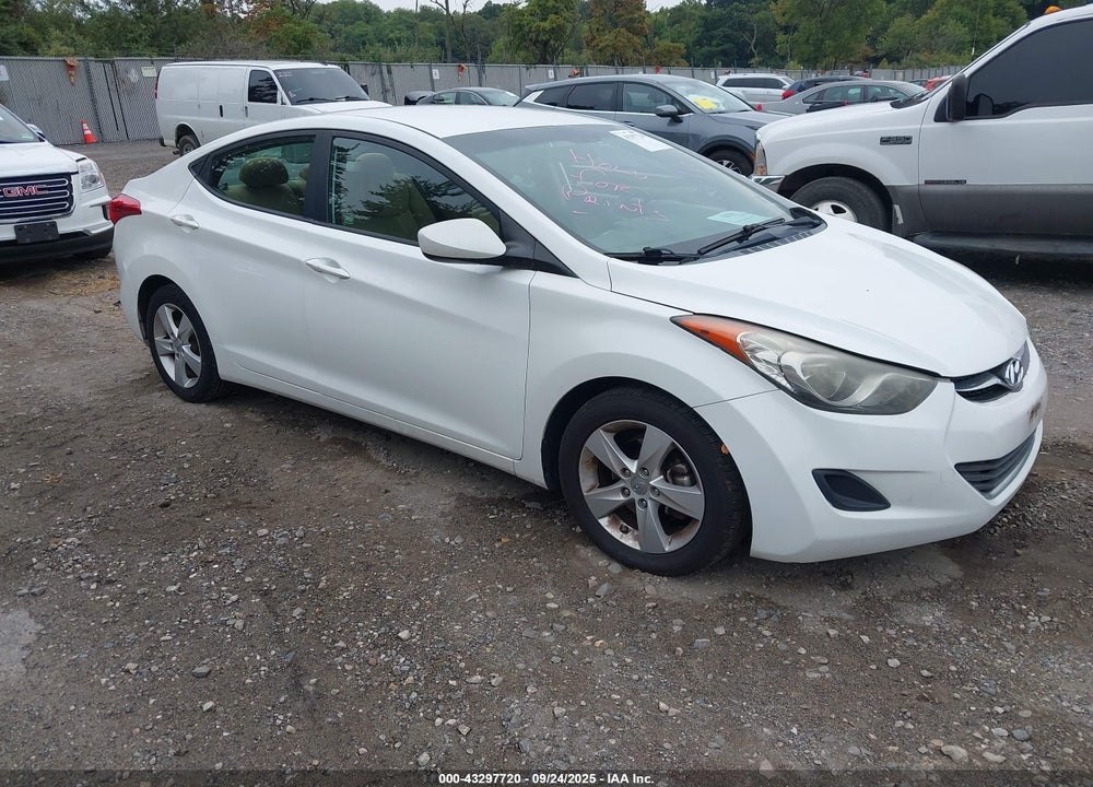 2013 HYUNDAI ELANTRA GLS VIN: 5NPDH4AE9DH373557