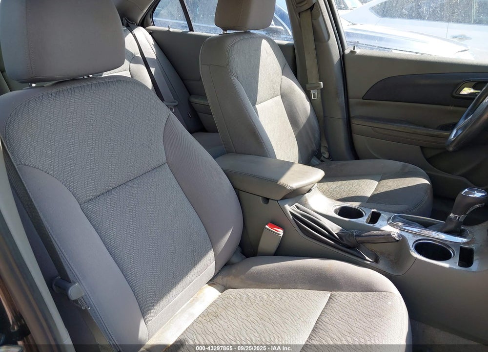 2015 CHEVROLET MALIBU VIN: 1G11B5SL3FF195710