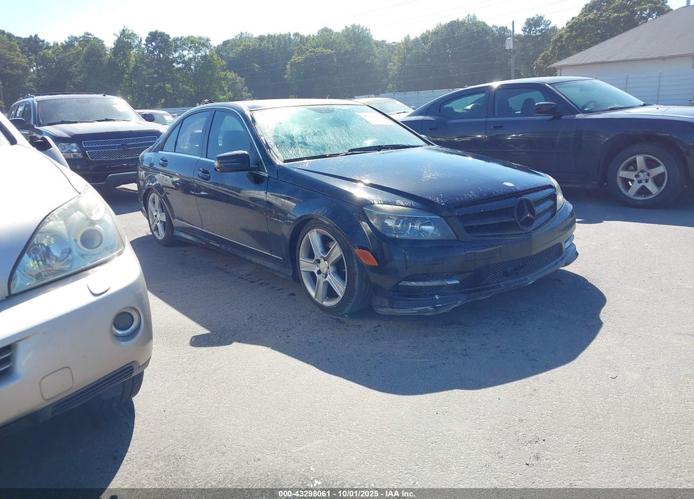 2011 MERCEDES-BENZ C 300 SPORT VIN: WDDGF5EB5BA520475
