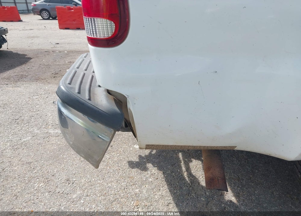 2000 FORD F-250 LARIAT/XL/XLT VIN: 1FTNX20L7YEA80757