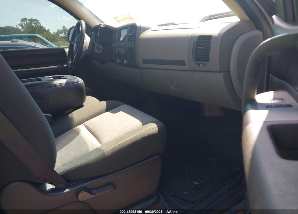 2007 CHEVROLET SILVERADO 1500 LS VIN: 3GCEC13C37G546029