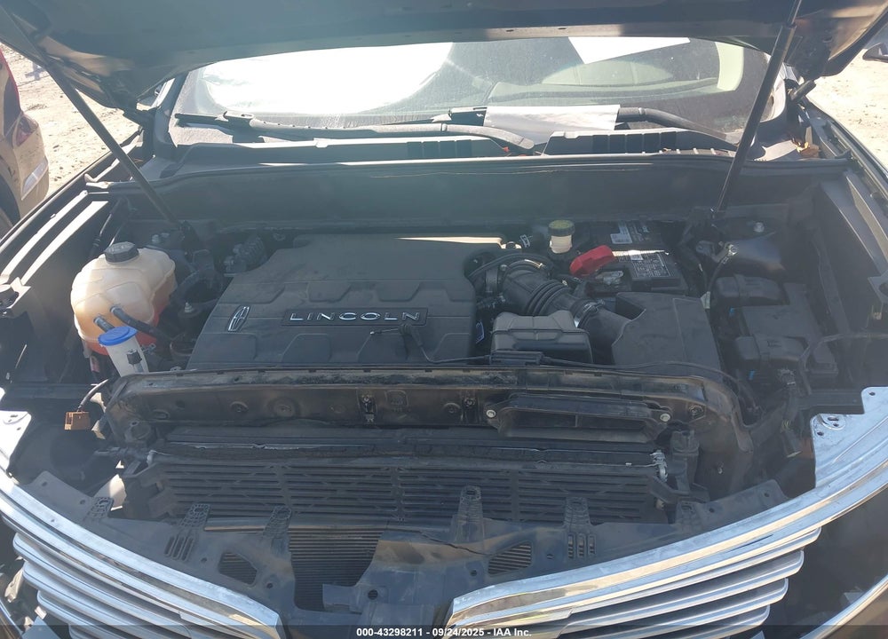 2016 LINCOLN MKX RESERVE VIN: 2LMTJ8LR5GBL43950