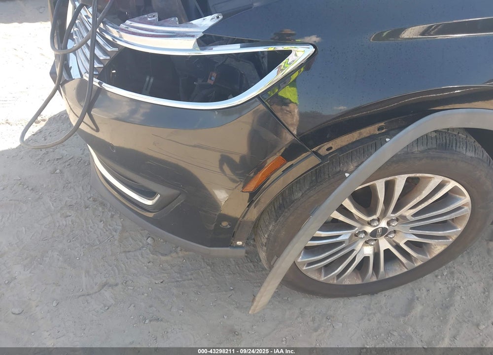 2016 LINCOLN MKX RESERVE VIN: 2LMTJ8LR5GBL43950