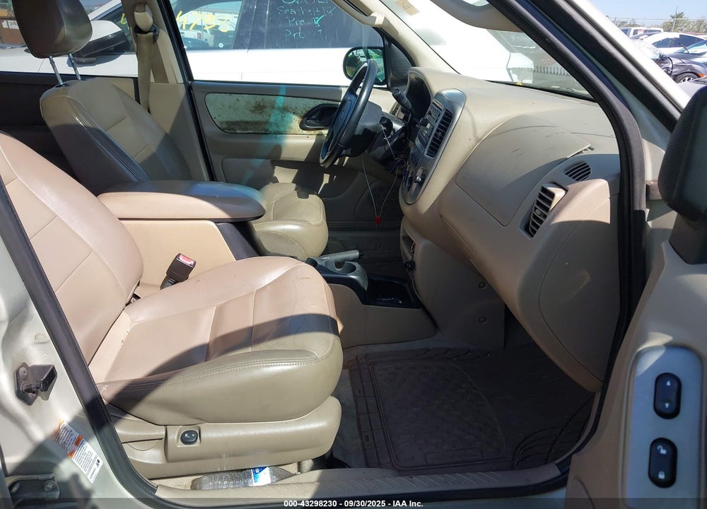 2003 FORD ESCAPE LIMITED VIN: 1FMCU94103KE14781