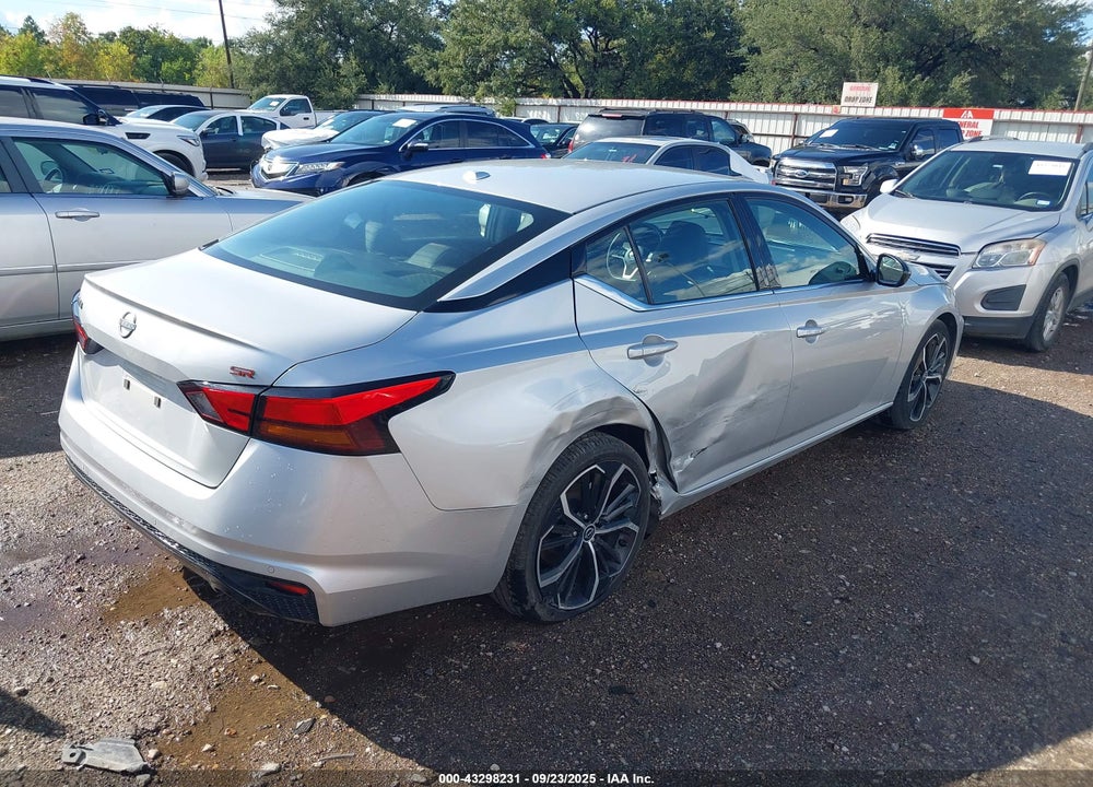 2024 NISSAN ALTIMA SR FWD VIN: 1N4BL4CV6RN362354
