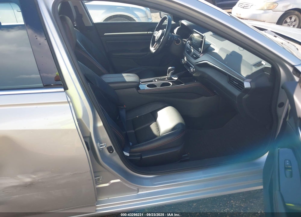 2024 NISSAN ALTIMA SR FWD VIN: 1N4BL4CV6RN362354