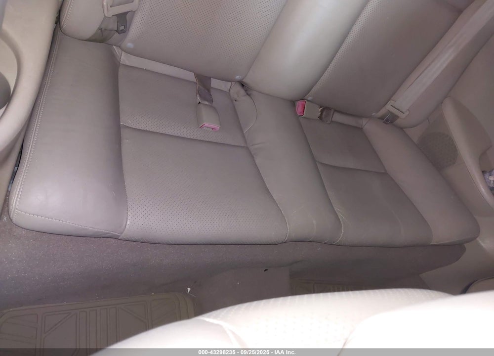 2004 TOYOTA CAMRY SOLARA SLE VIN: 4T1FA38PX4U033981