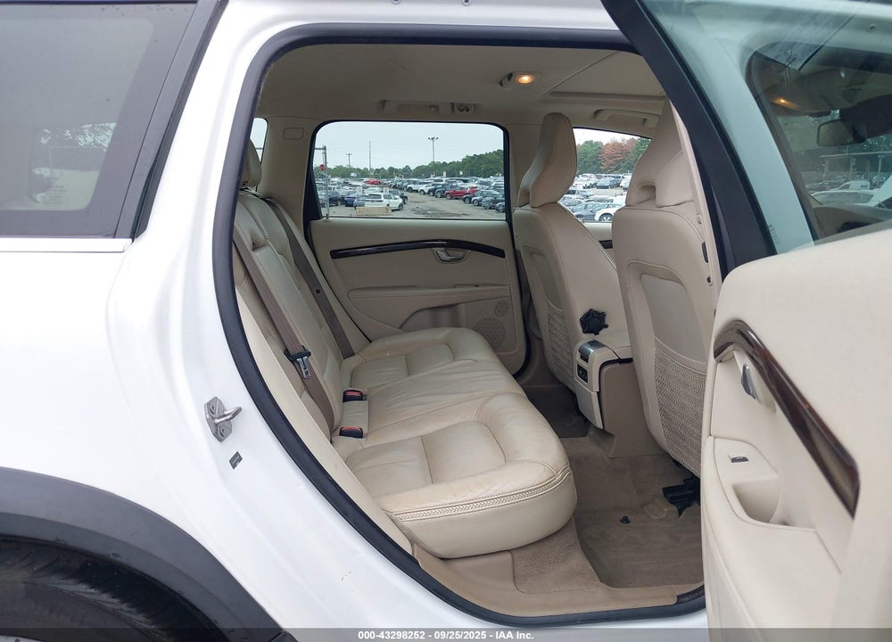 2014 VOLVO XC70 3.2 VIN: YV4940BZ3E1178460