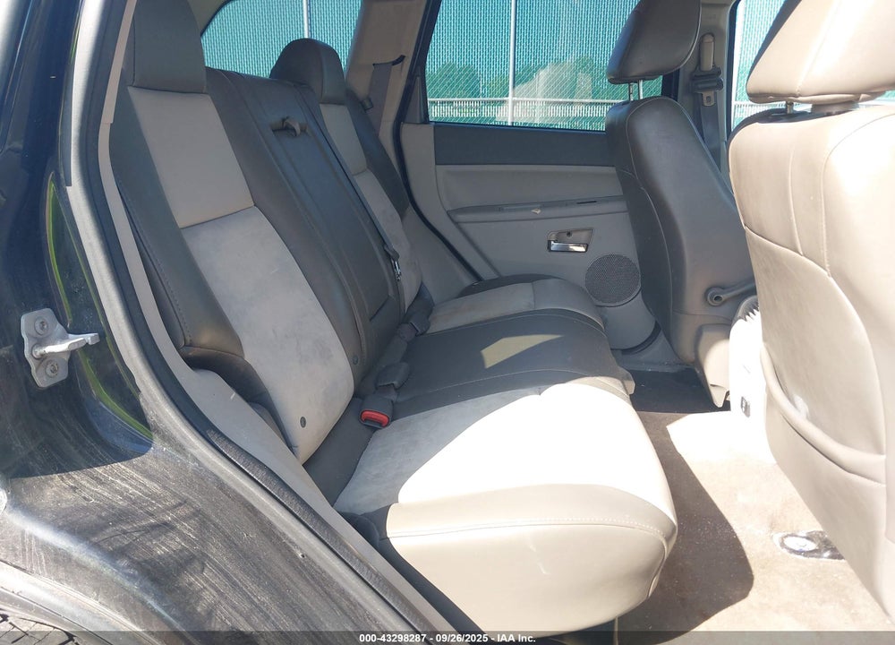 2009 JEEP GRAND CHEROKEE VIN: 1J8HR58T49C540539