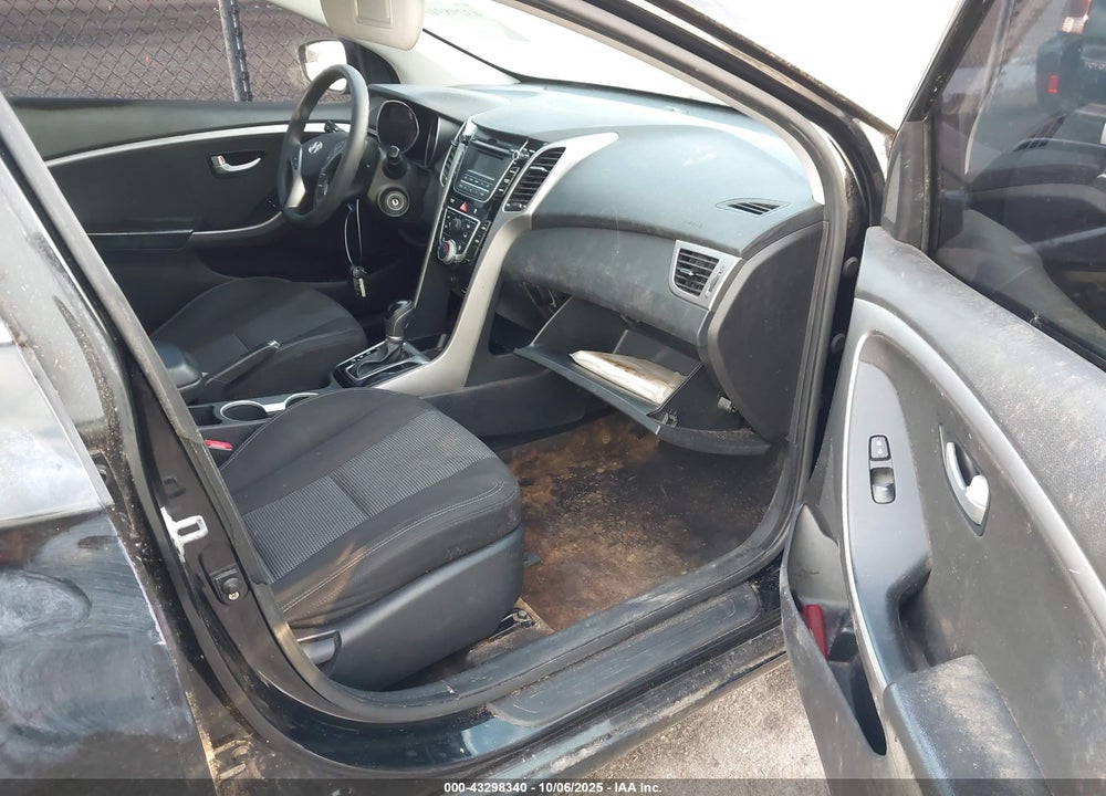 2017 HYUNDAI ELANTRA GT VIN: KMHD35LH0HU384708