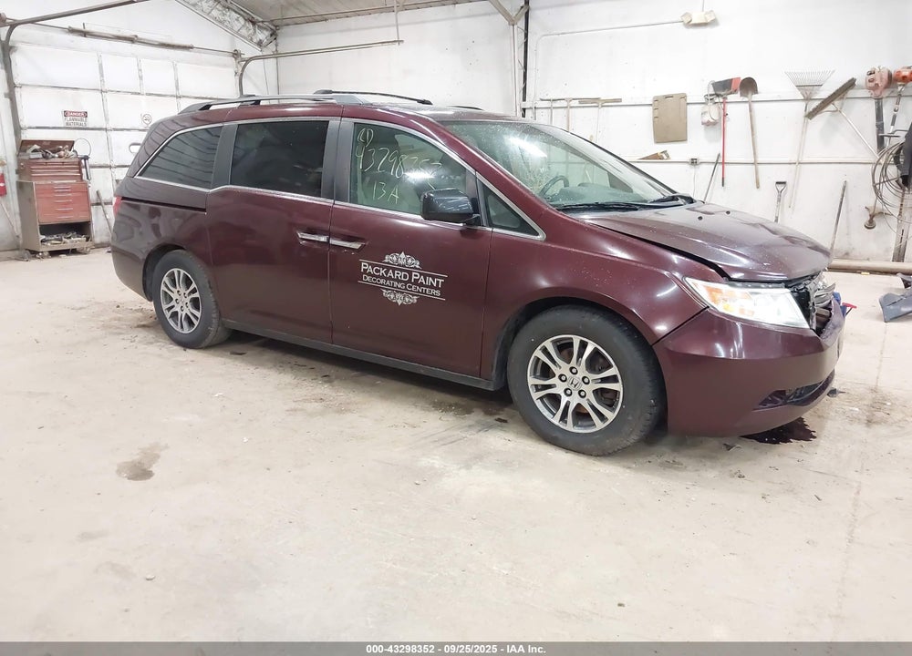 2013 HONDA ODYSSEY EX-L VIN: 5FNRL5H69DB008044
