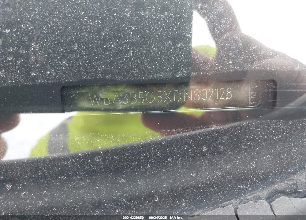 2013 BMW 3 SERIES VIN: WBA3B5G5XDNS02128