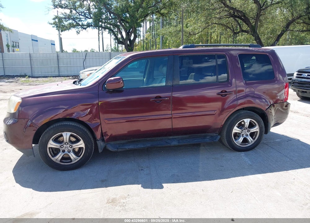 2013 HONDA PILOT VIN: 5FNYF3H55DB018083