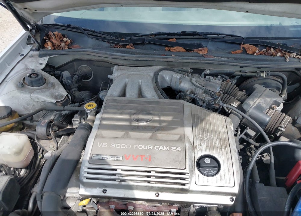 2001 LEXUS ES 300 VIN: JT8BF28GX10328546