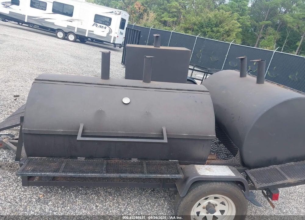 2025 TRAILER CUSTOM BUILT VIN: 0000000000