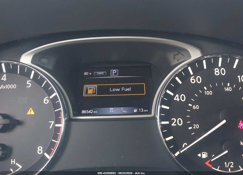 2017 NISSAN PATHFINDER VIN: 5N1DR2MM6HC606215