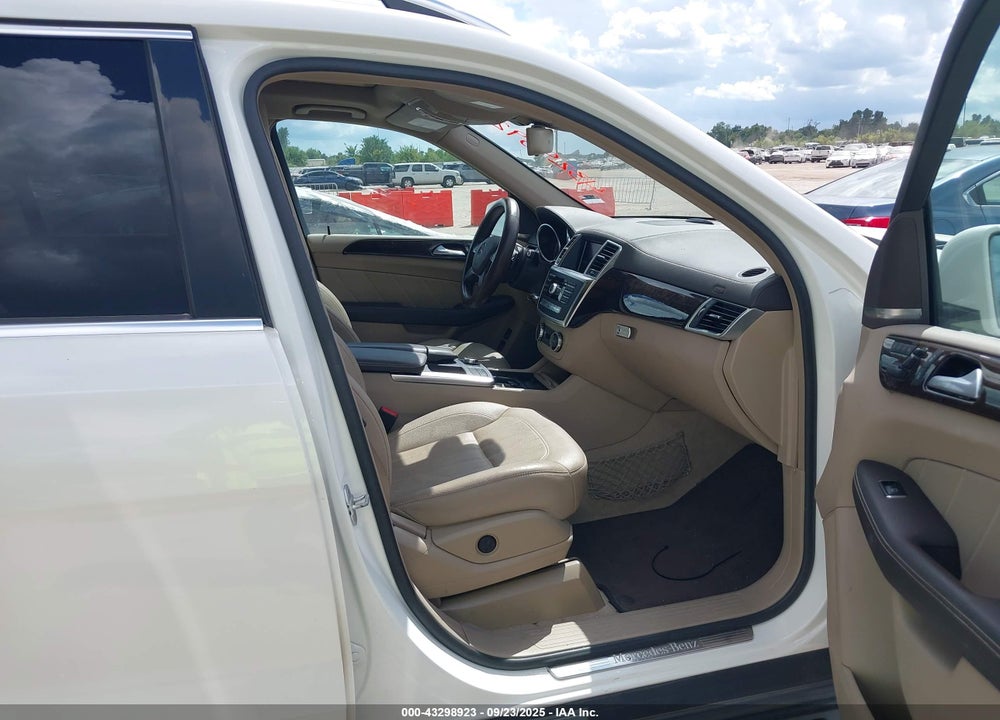 2015 MERCEDES-BENZ GL 350 BLUETEC 4MATIC VIN: 4JGDF2EE7FA461999
