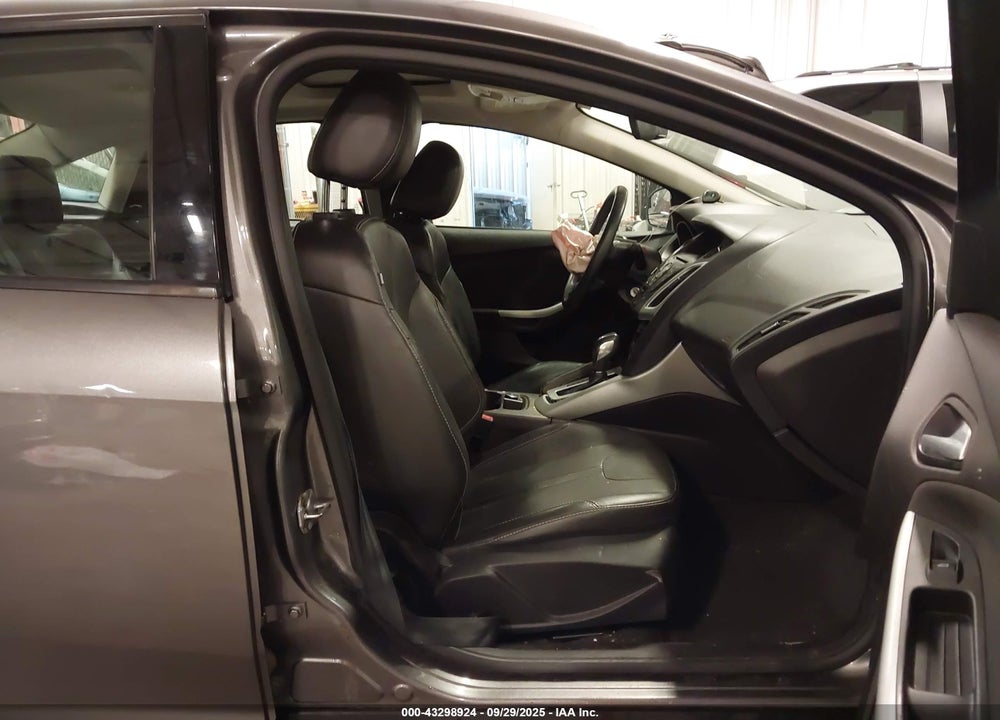 2014 FORD FOCUS VIN: 1FADP3F24EL169277