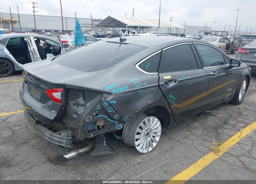 2016 FORD FUSION VIN: 3FA6P0PU9GR304846