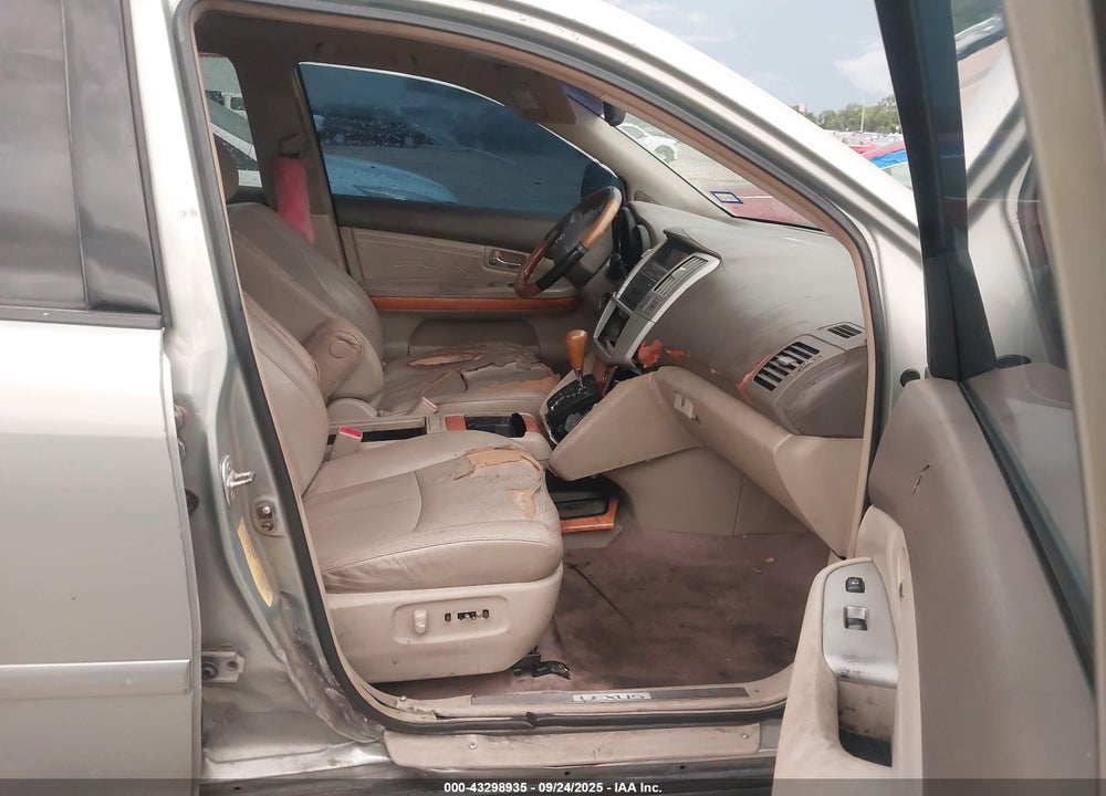 2004 LEXUS RX 330 VIN: 2T2GA31U94C005655