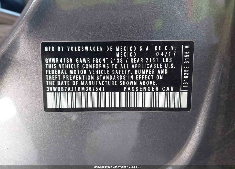 2017 VOLKSWAGEN JETTA VIN: 3VWDB7AJ1HM367541