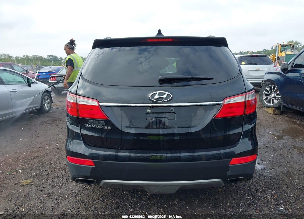 2014 HYUNDAI SANTA FE VIN: KM8SM4HF1EU064251