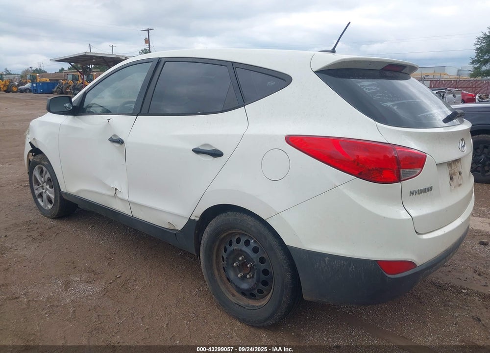 2010 HYUNDAI TUCSON GLS VIN: KM8JT3ACXAU050142