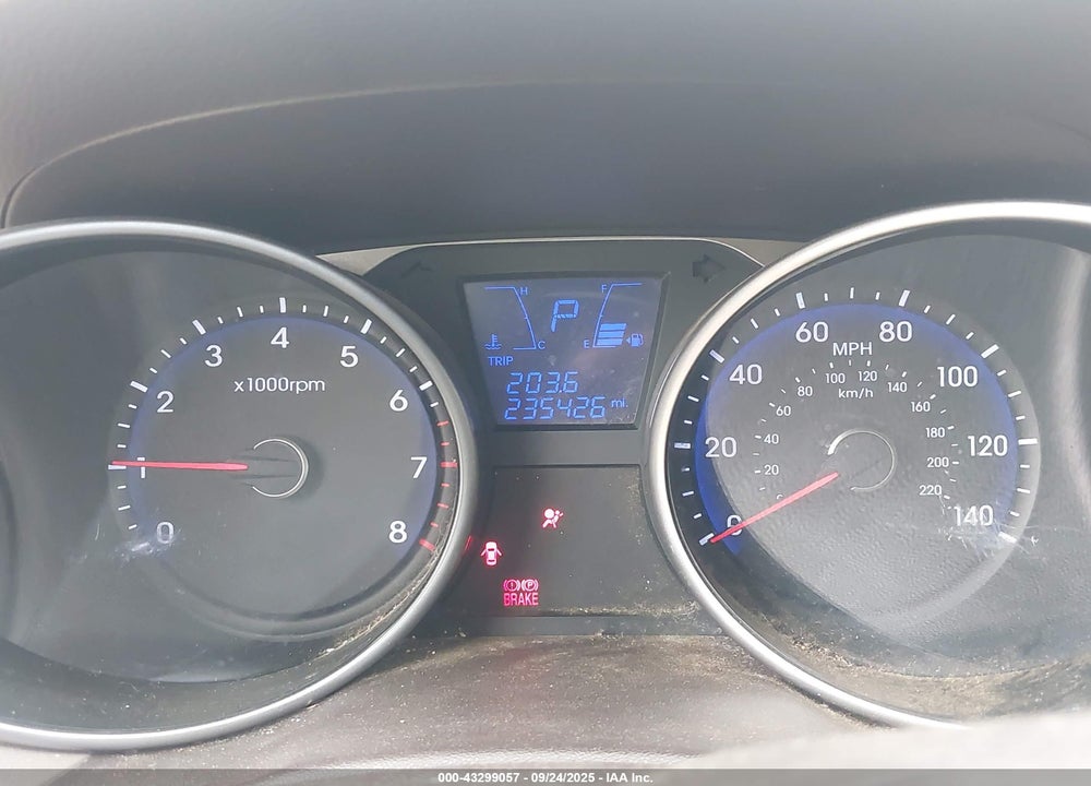 2010 HYUNDAI TUCSON GLS VIN: KM8JT3ACXAU050142