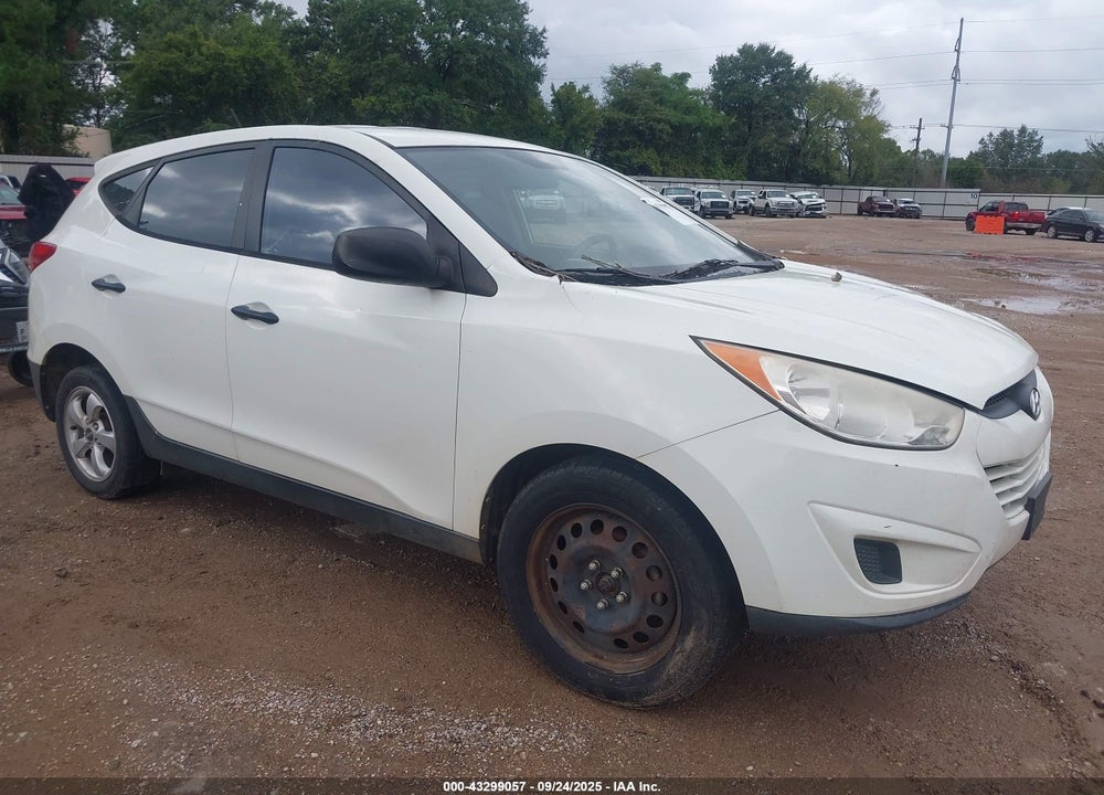 2010 HYUNDAI TUCSON GLS VIN: KM8JT3ACXAU050142