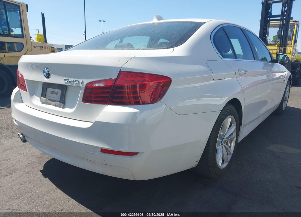 2016 BMW 528I VIN: WBA5A5C57GG351946